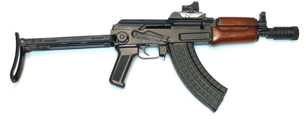 AKSU_Picat4_729e9d24e82988081e669eff032e80eb.jpg Montage AKS74U pour points rouge