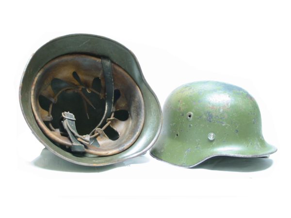 Casque_All_Norv_40da0cb1cc9c92deed037da45ea00892-3.jpg Casque allemand Modèle 40