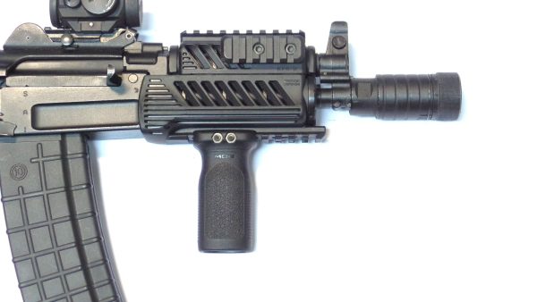 SAMSUNG CAMERA PICTURES FAB Defense Garde main picatinny AKS74U