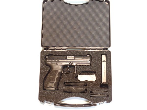 SAMSUNG CAMERA PICTURES Heckler & Koch - P30 calibre 9Para