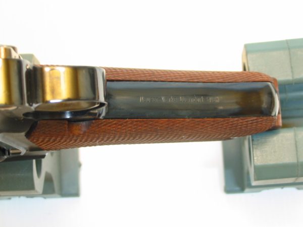 Mauser_collector_11_f145558abc3ffd9fd3b387d2493378e0-3.jpg LUGER P08 Marine commémoratif calibre 9Para