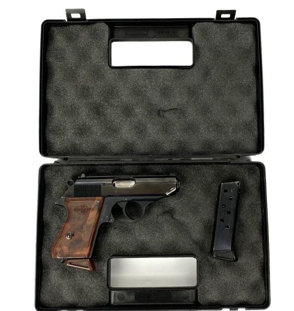 R6-081-WALTHER-MANURHIN-PPK-NC2B0-190868-CAL-7.6BR-2-2.jpeg WALTHER MANURHIN PPK calibre 7,65 BROWNING 32 ACP