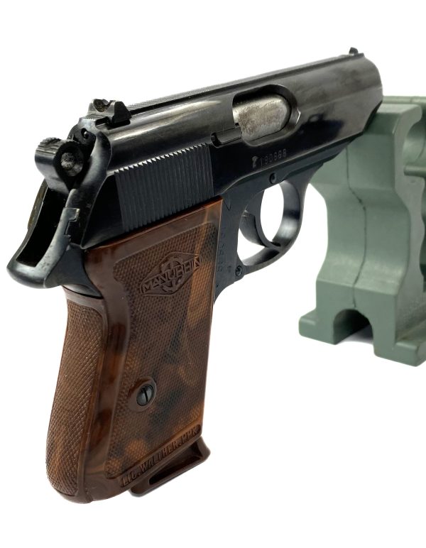 R6-081-WALTHER-MANURHIN-PPK-NC2B0-190868-CAL-7.6BR-7-2.jpeg WALTHER MANURHIN PPK calibre 7,65 BROWNING 32 ACP