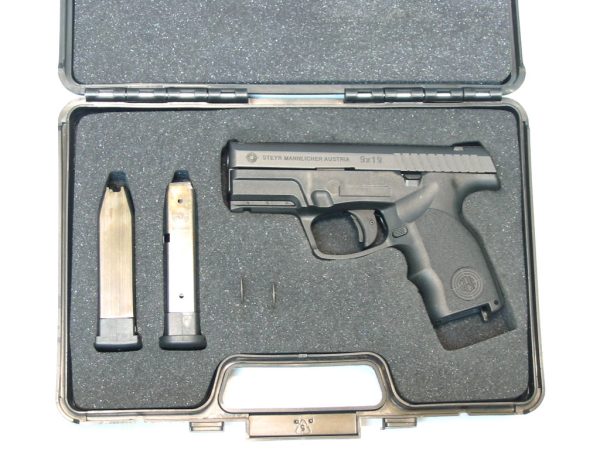 STEYR_S9A1_4_010410279cbd0209bc2273ec2a5843bd-3.jpg STEYR M9-S9 calibre 9 Para